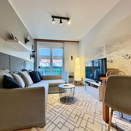Champion'S Apartment Balkon Garaz Klima ชเจอร์ค ภายนอก รูปภาพ