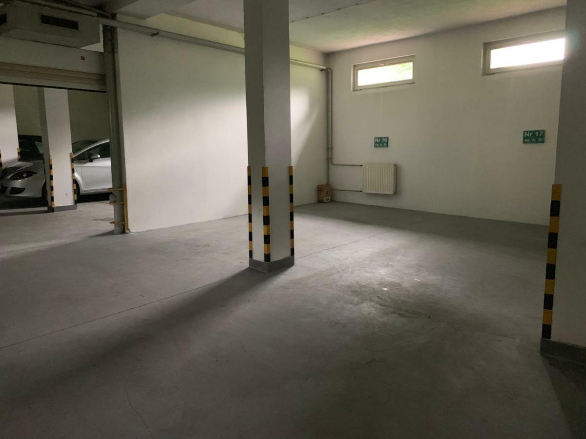 Champion'S Apartment Balkon Garaz Klima ชเจอร์ค ภายนอก รูปภาพ